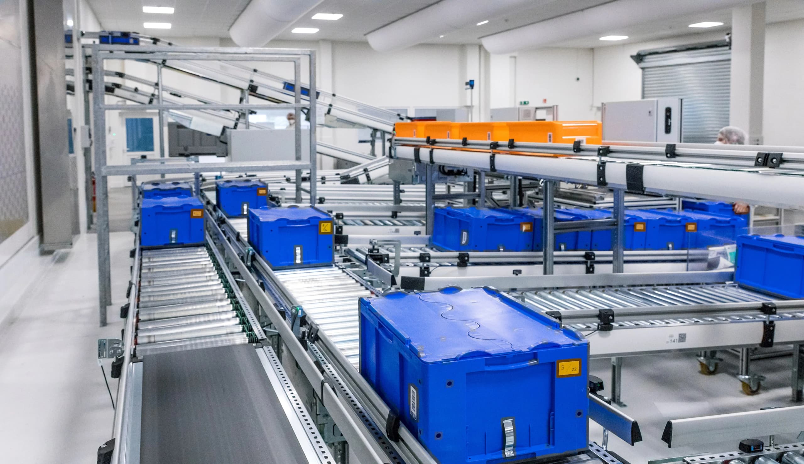 Photo of the inside of Körber's Leingarten factory.