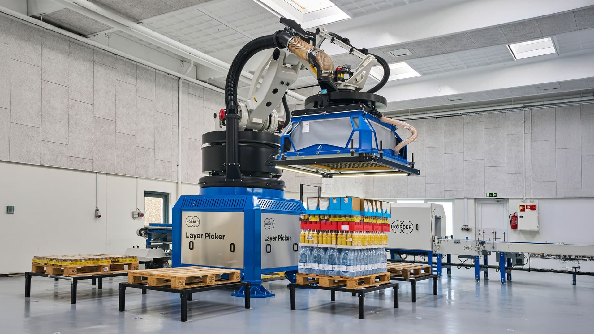 Layer picker in a warehouse