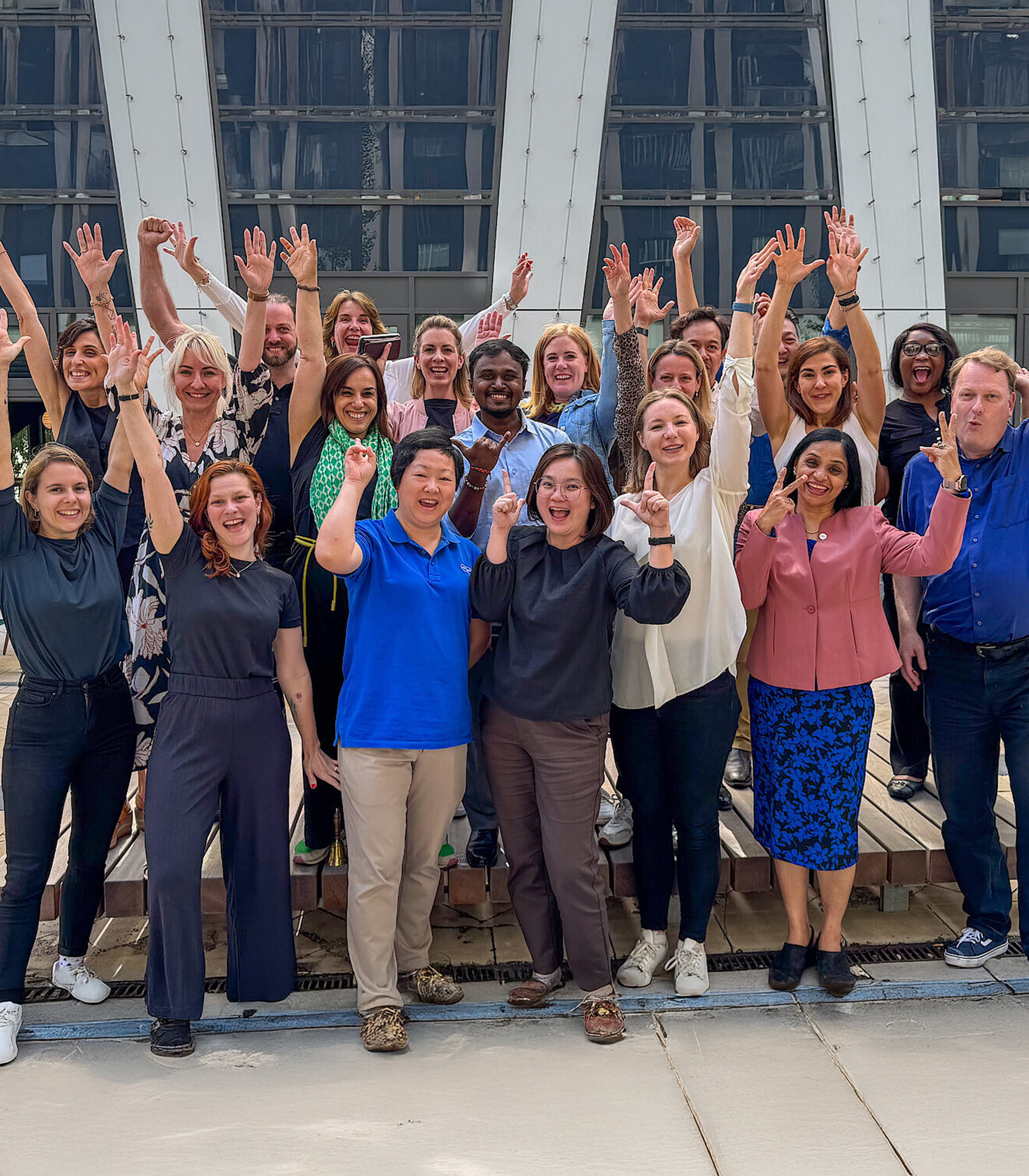 Group shot of Körber employees celebrating
