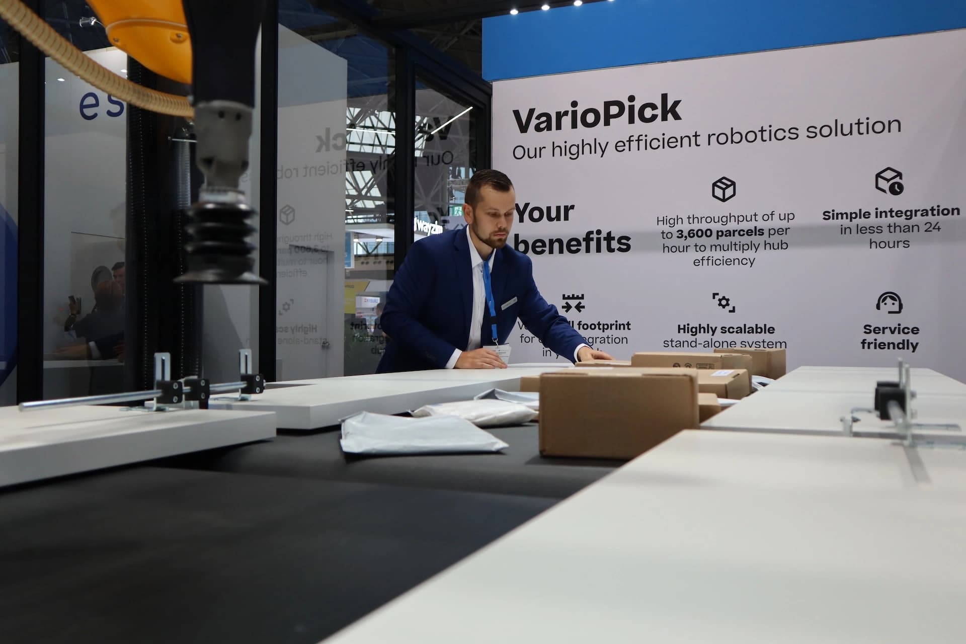 variopick being showed on a fair