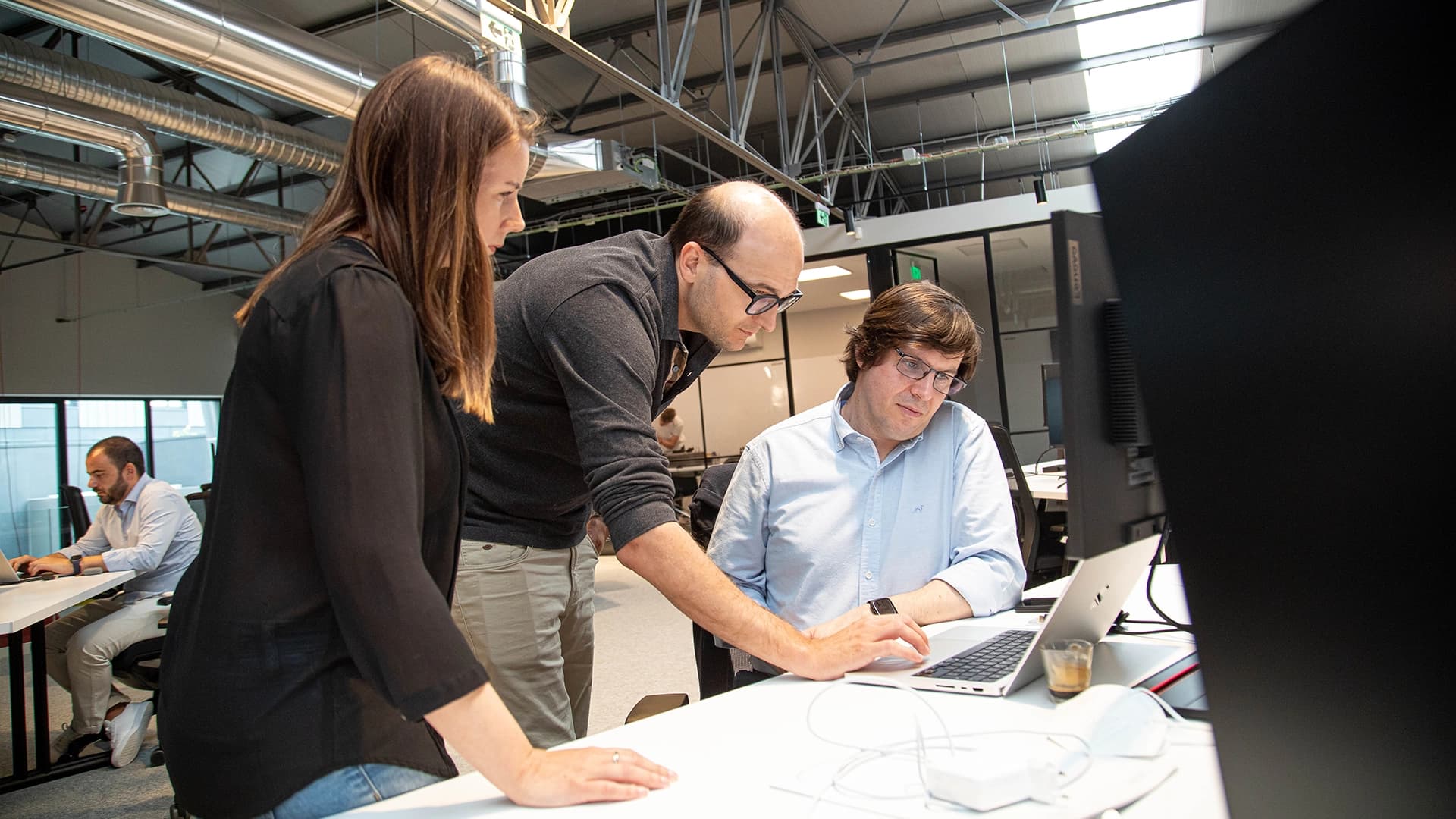a group of people working on ecodesign
