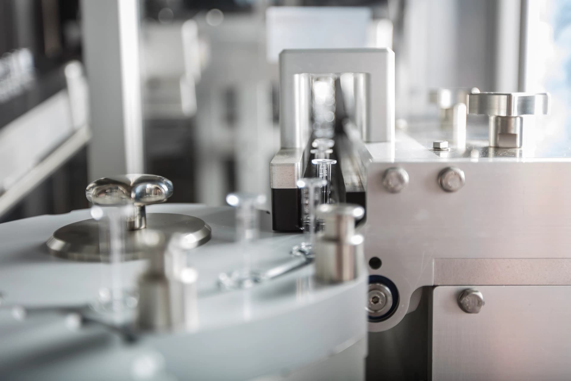 a syringe handling system in a pharma lab