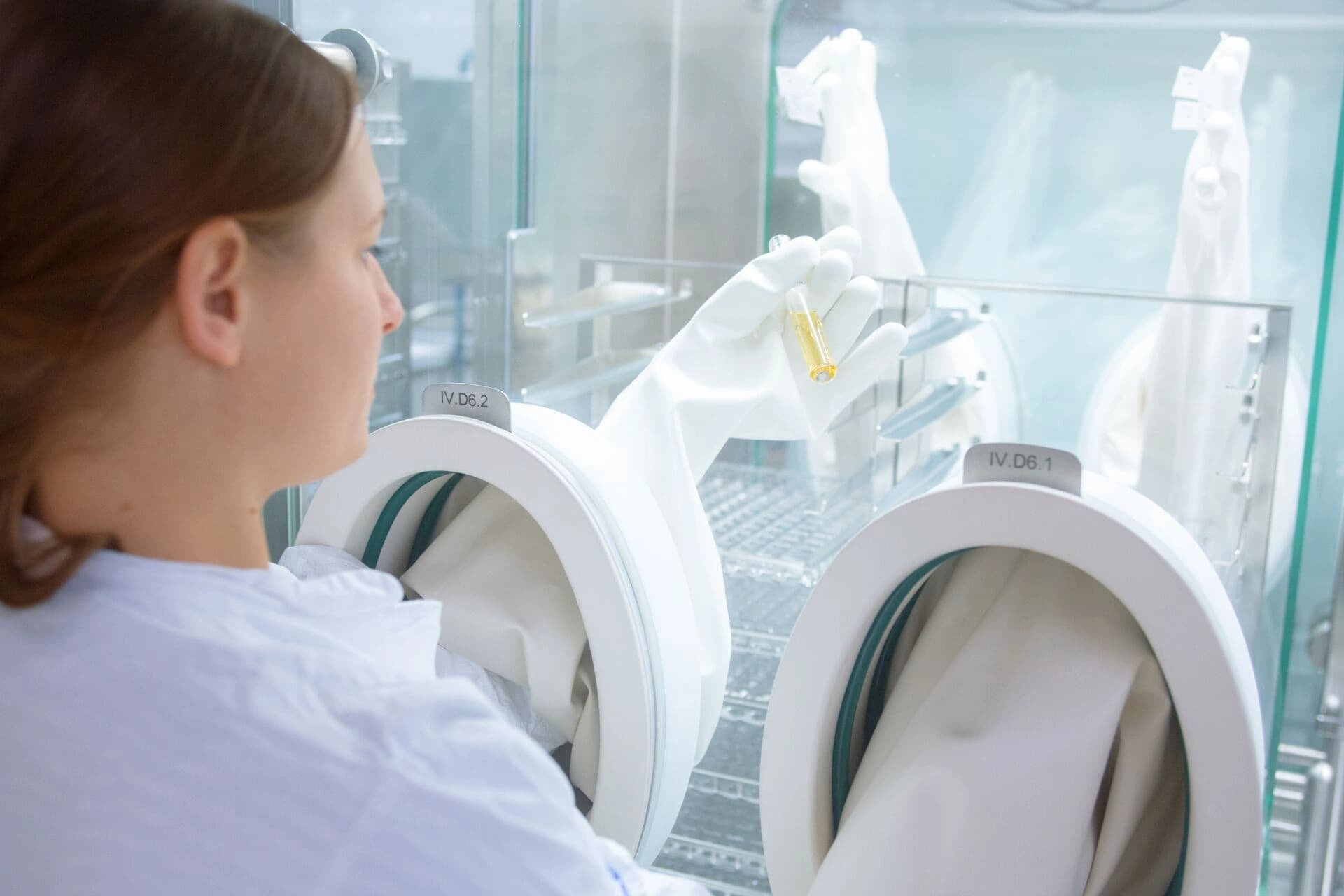 a Körber employee using an aseptic processing machine