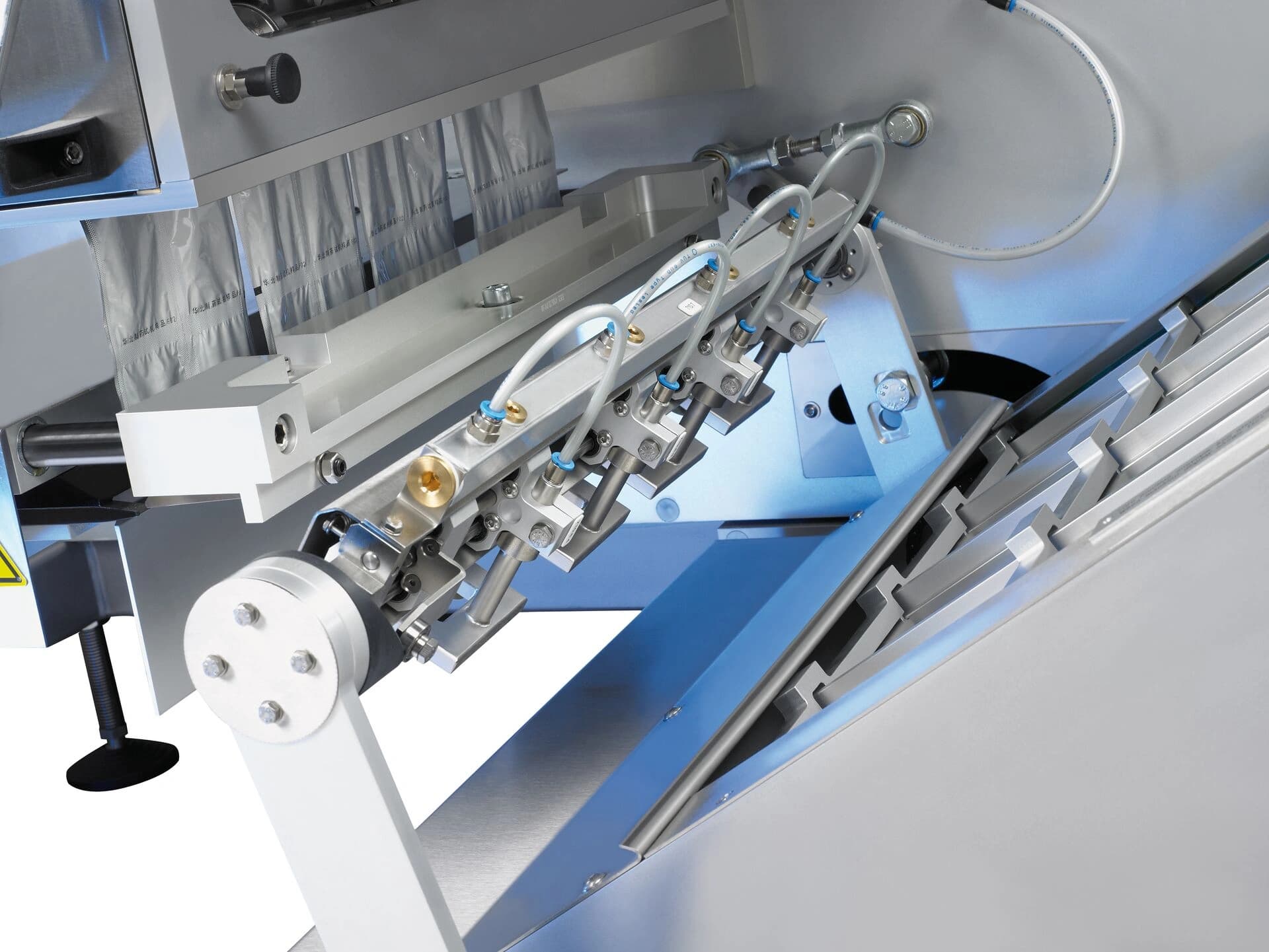 sachet packaging machine